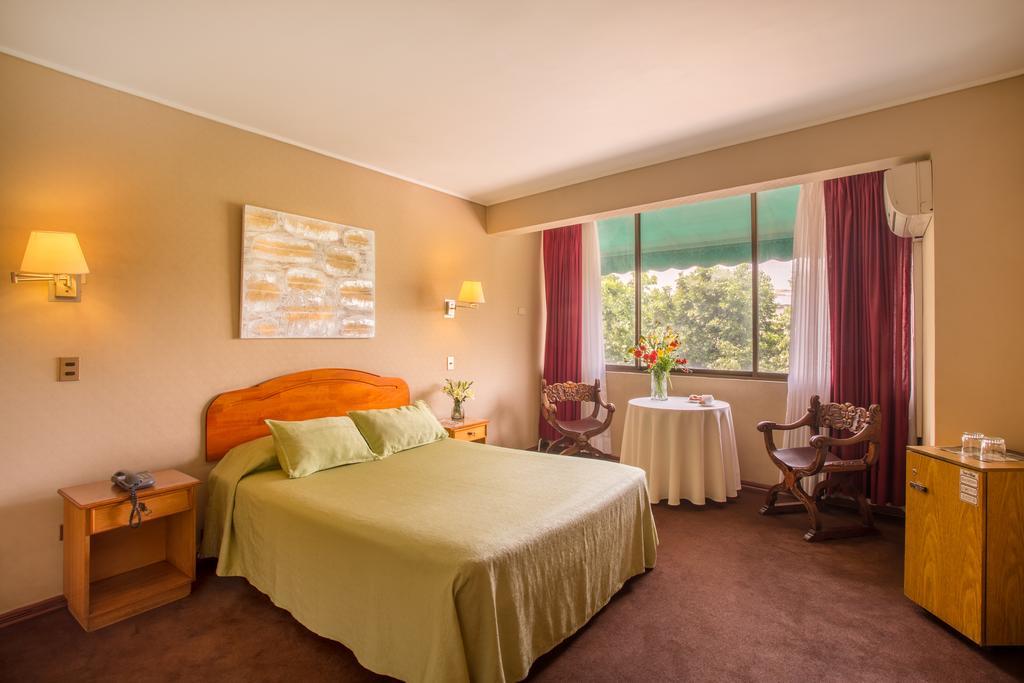 Hotel Conde Ansurez Сантьяго Экстерьер фото